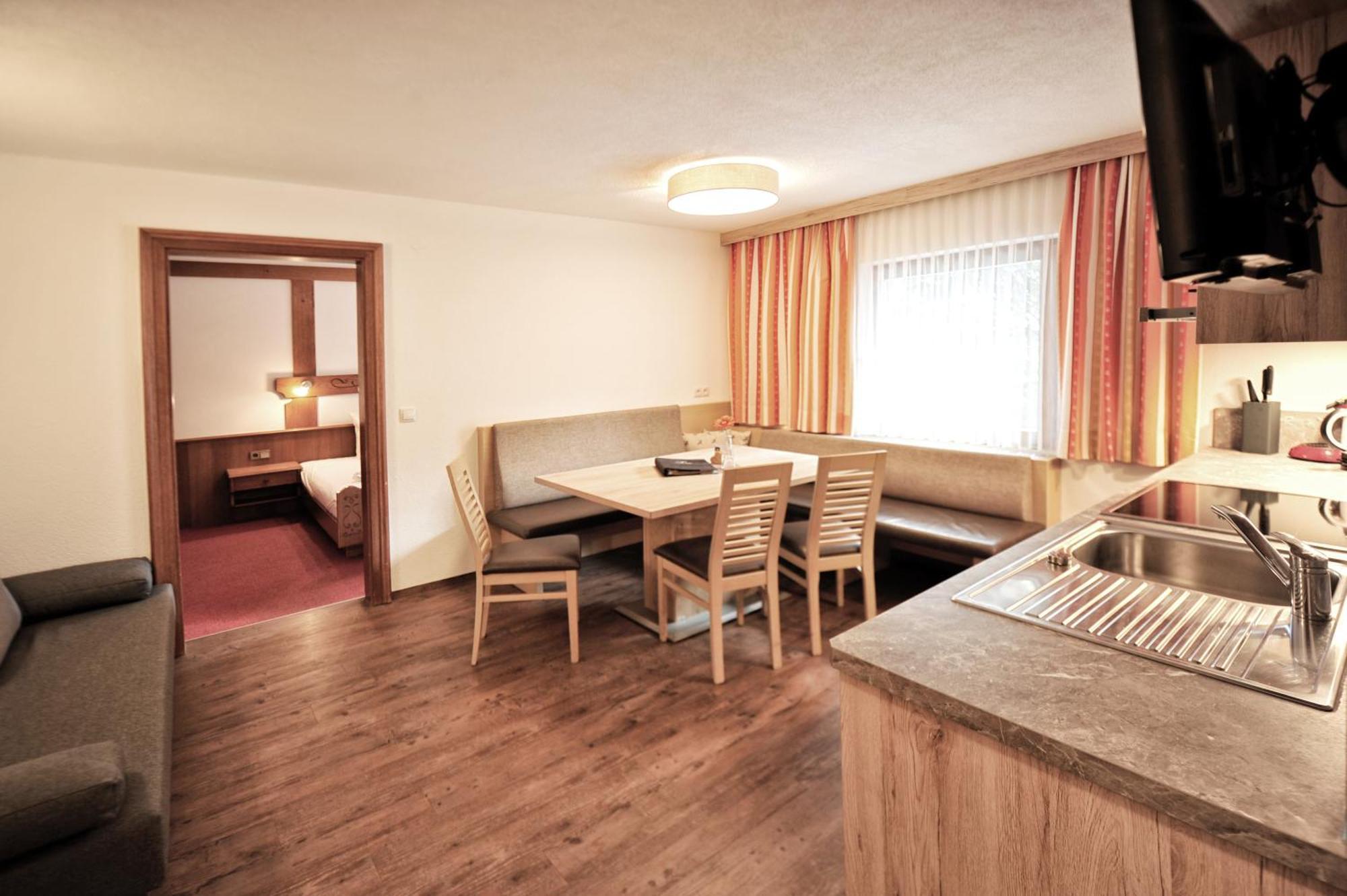 Haus Enzian Apartman Fiss Kültér fotó